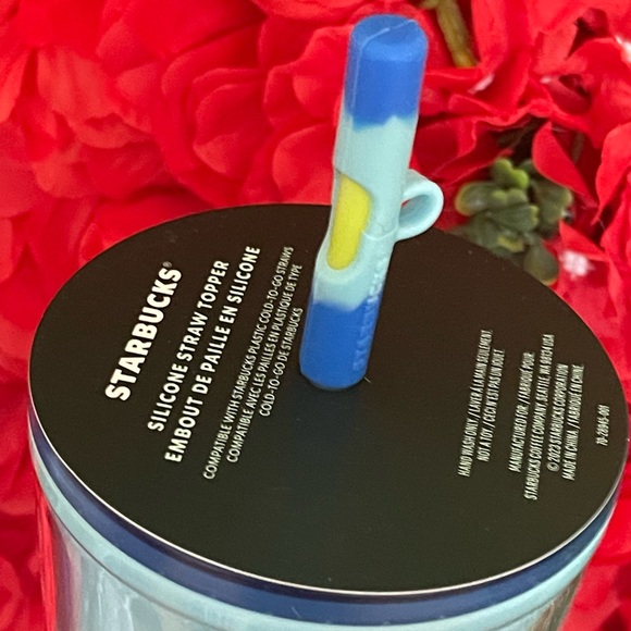 NWT💙Starbucks 2023 Blue Blossom Color Changing Tumbler with Swirl Straw - Picture 5 of 10